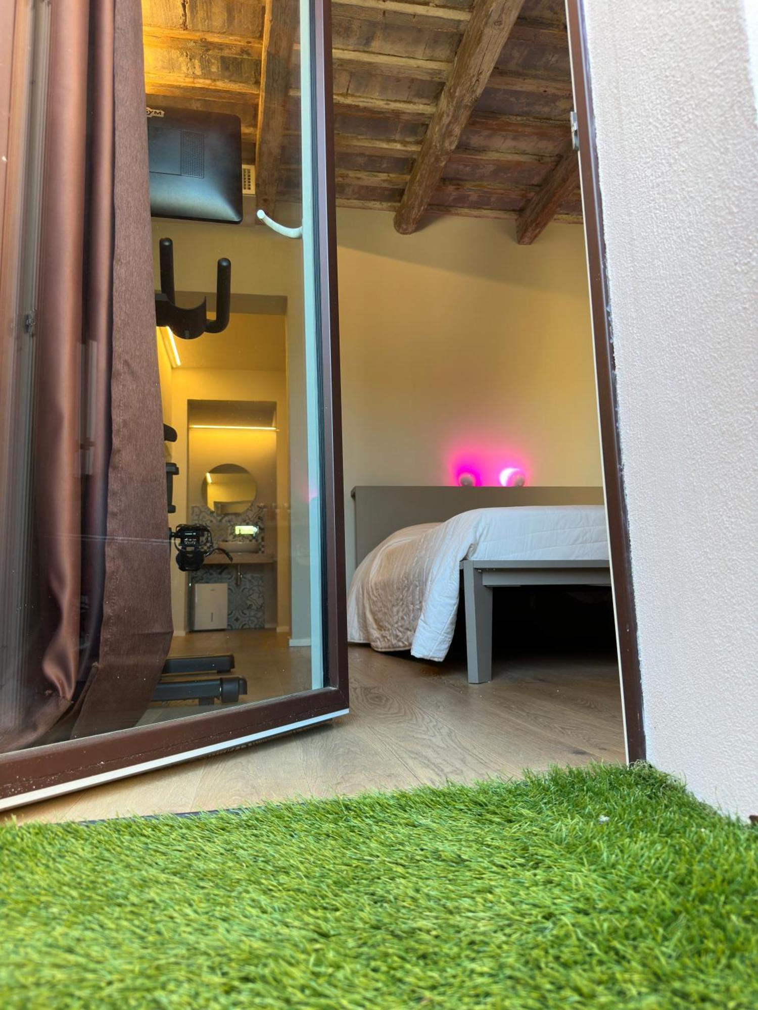 Urban Private Spa Porto SantʼElpidio Exteriör bild