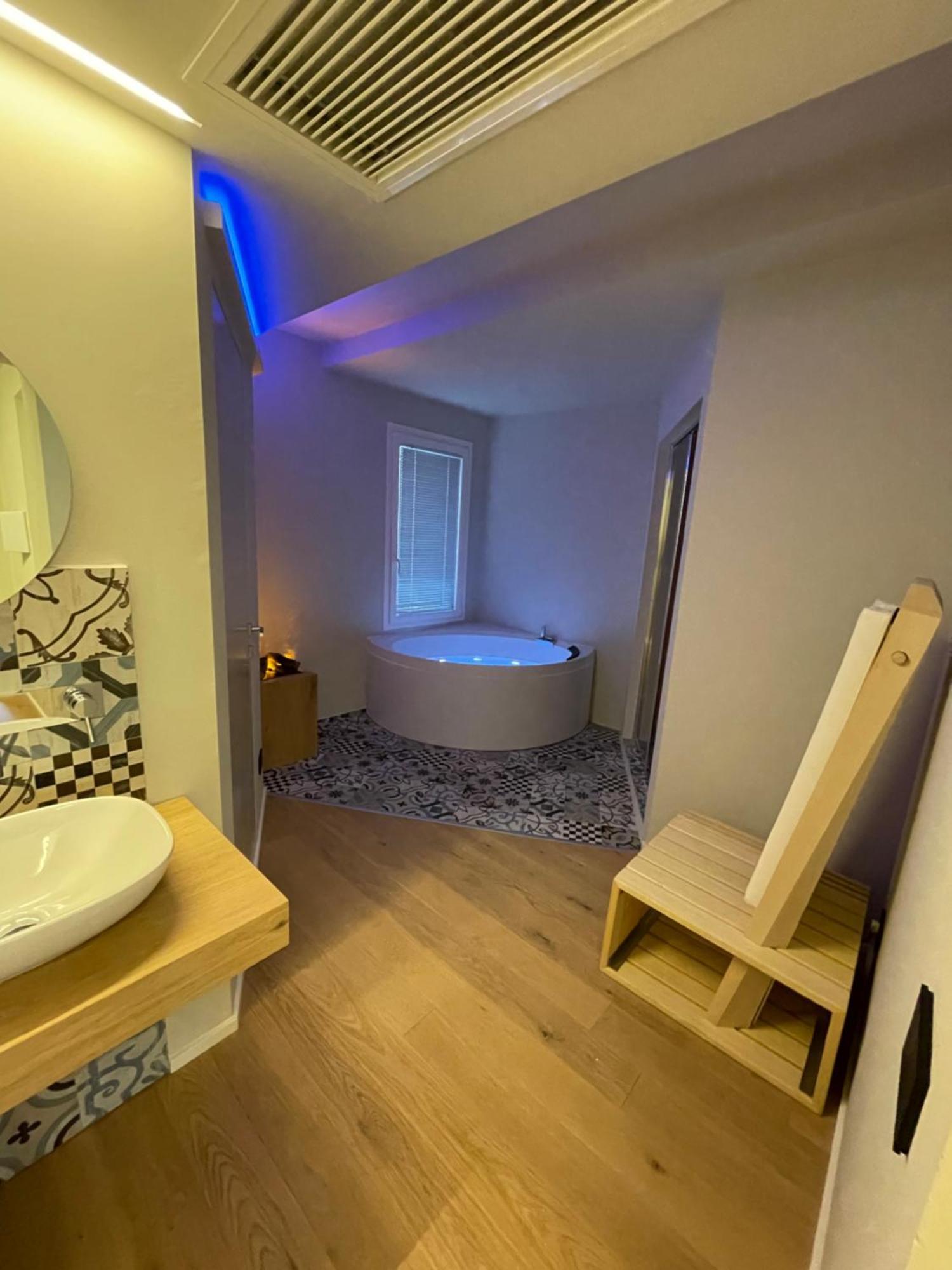 Urban Private Spa Porto SantʼElpidio Exteriör bild